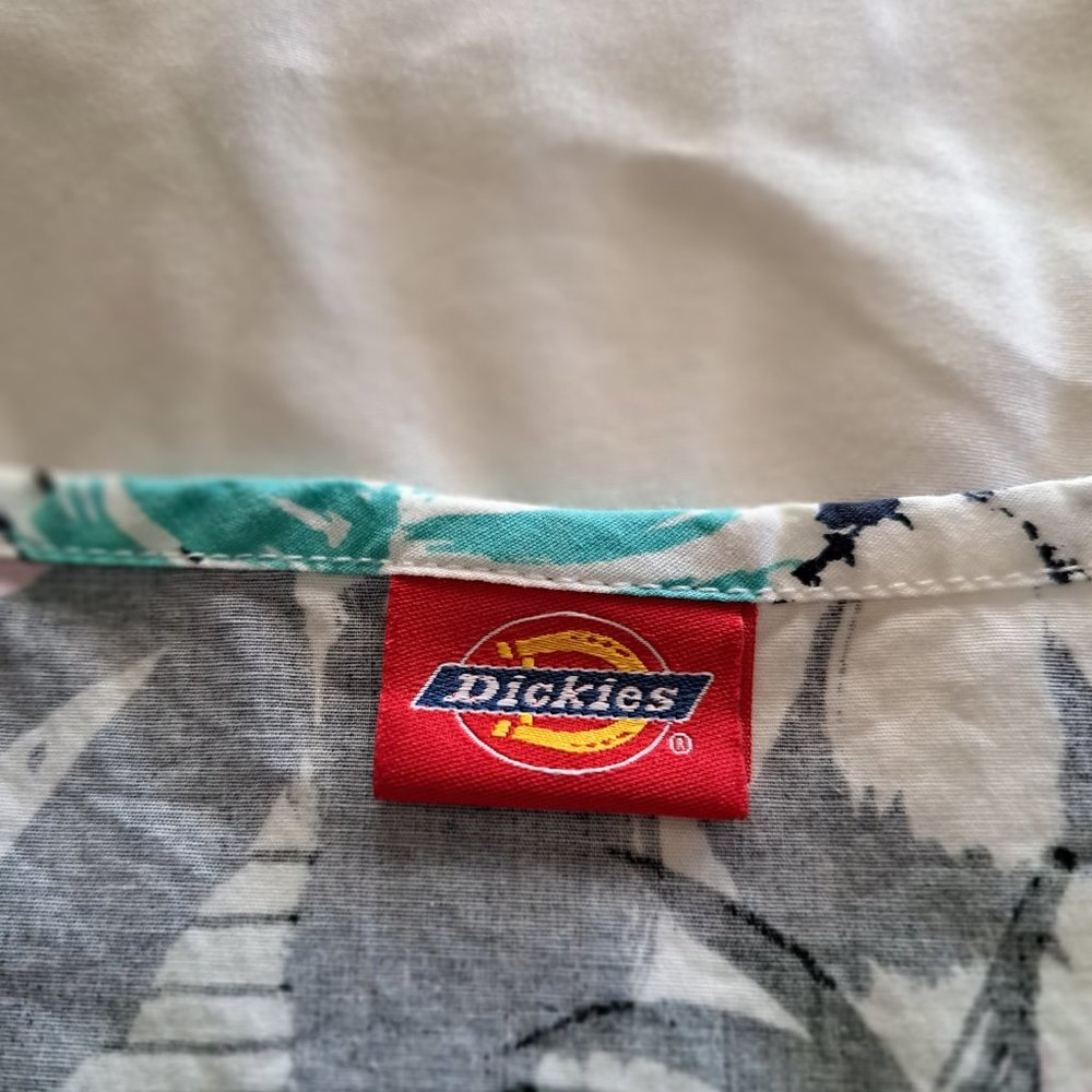 Scrub Set - Picture 4 of 4